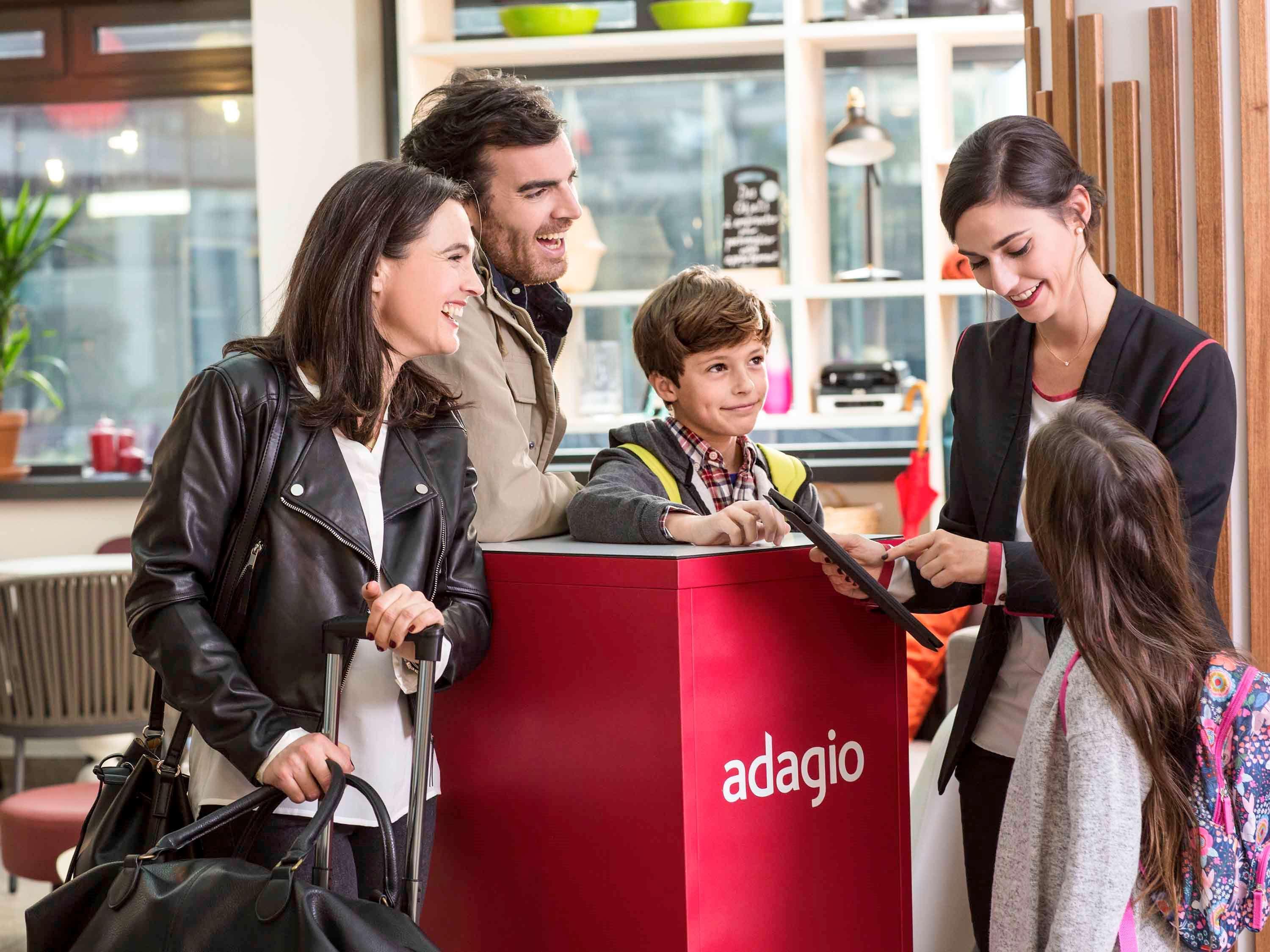 Aparthotel Adagio Paris Bercy Village Exterior photo