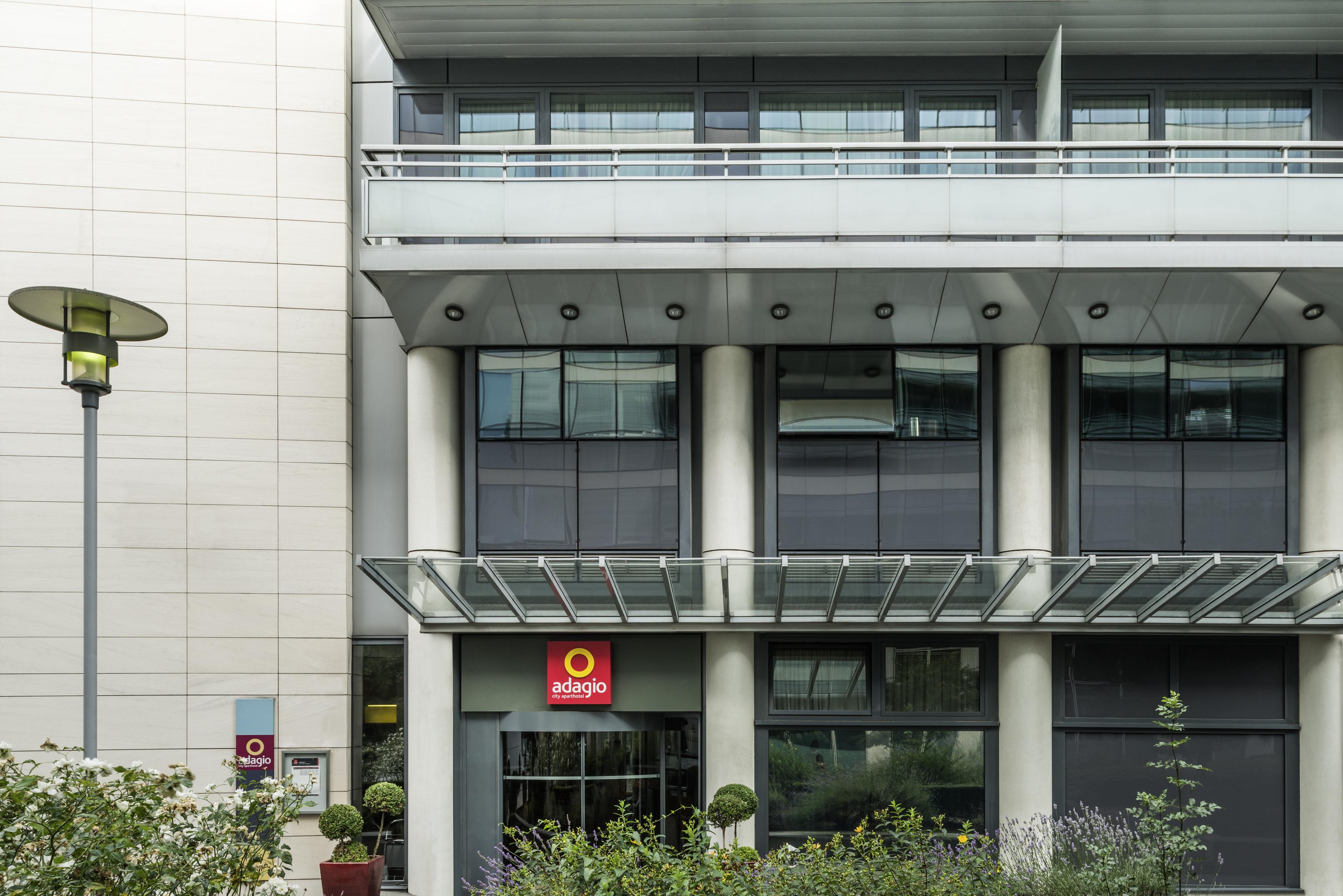 Aparthotel Adagio Paris Bercy Village Exterior photo